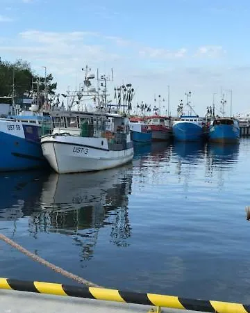 Ustecka Ostoja Na Wydmie アパート